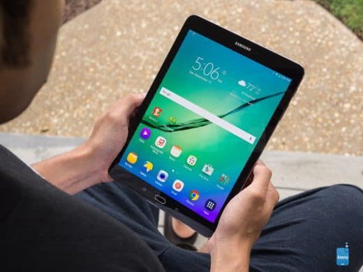 How to take and save the screenshot on Samsung Galaxy Tab S2