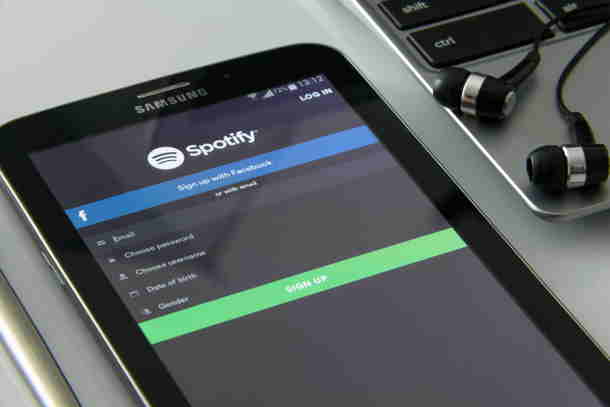 Como conectar Alexa com Spotify