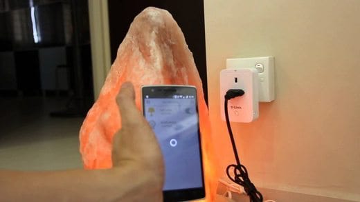 How to turn on the house lights with your smartphone