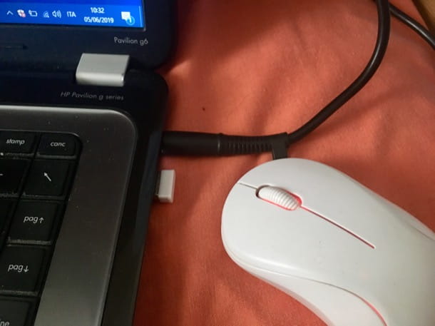 How to connect wireless mice