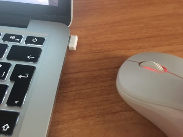 Como conectar mouse sem fio