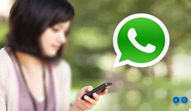 How to send a blind copy group message with WhatsApp